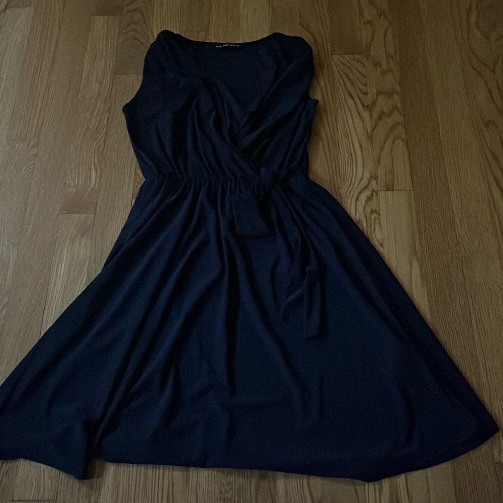 Niki and Nash Sleeveless Dress